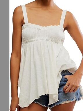 Free People White Ruffled Tank Top sz XS Boho Flowy Cute Womens Shoulder Straps